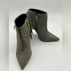 Andrea Carrano Boots sz 5 Suede Booties fringe stiletto Nice zip up Gray